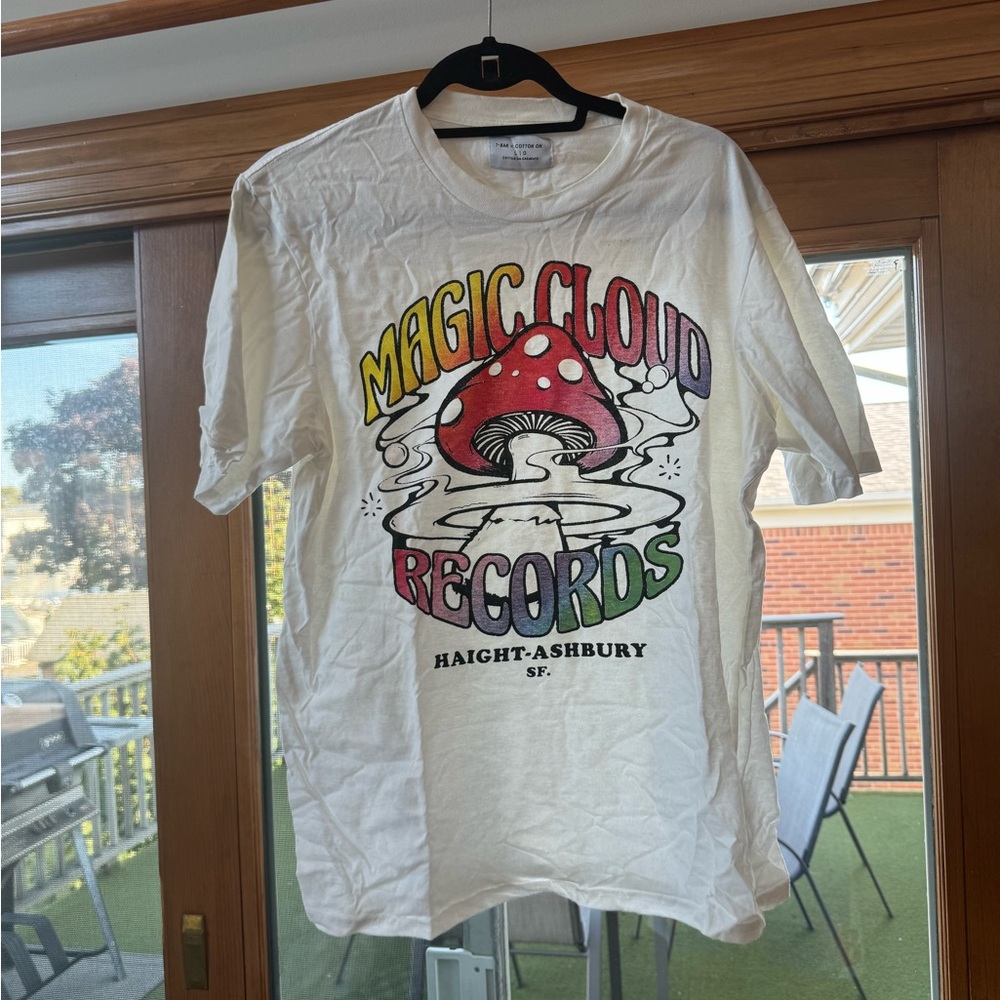 Cool mushroom Tshirt.